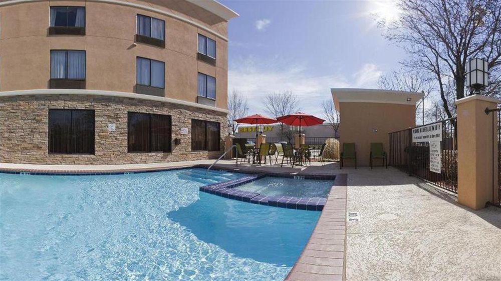 Holiday Inn Express Arlington Interstate 20 Parks Mall By Ihg Exterior foto