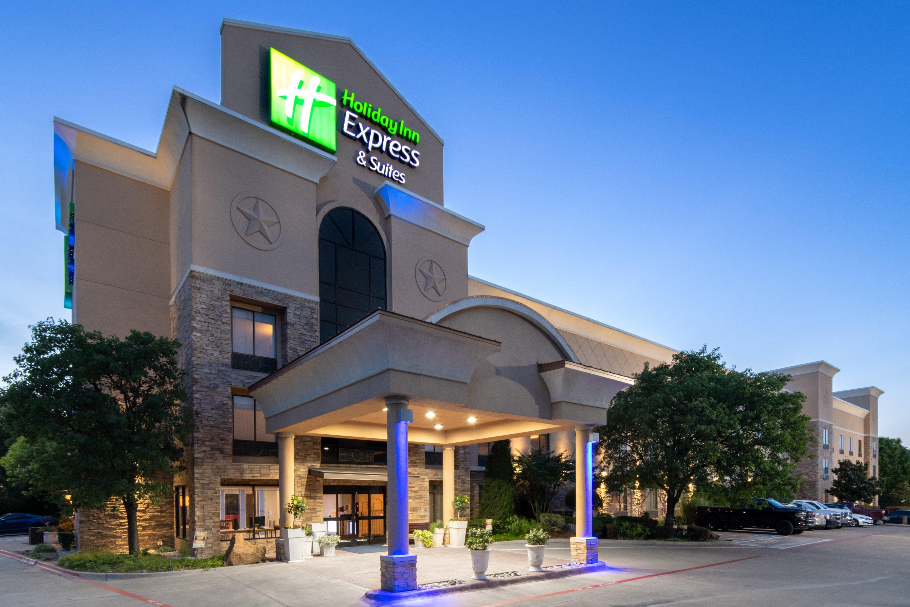 Holiday Inn Express Arlington Interstate 20 Parks Mall By Ihg Exterior foto